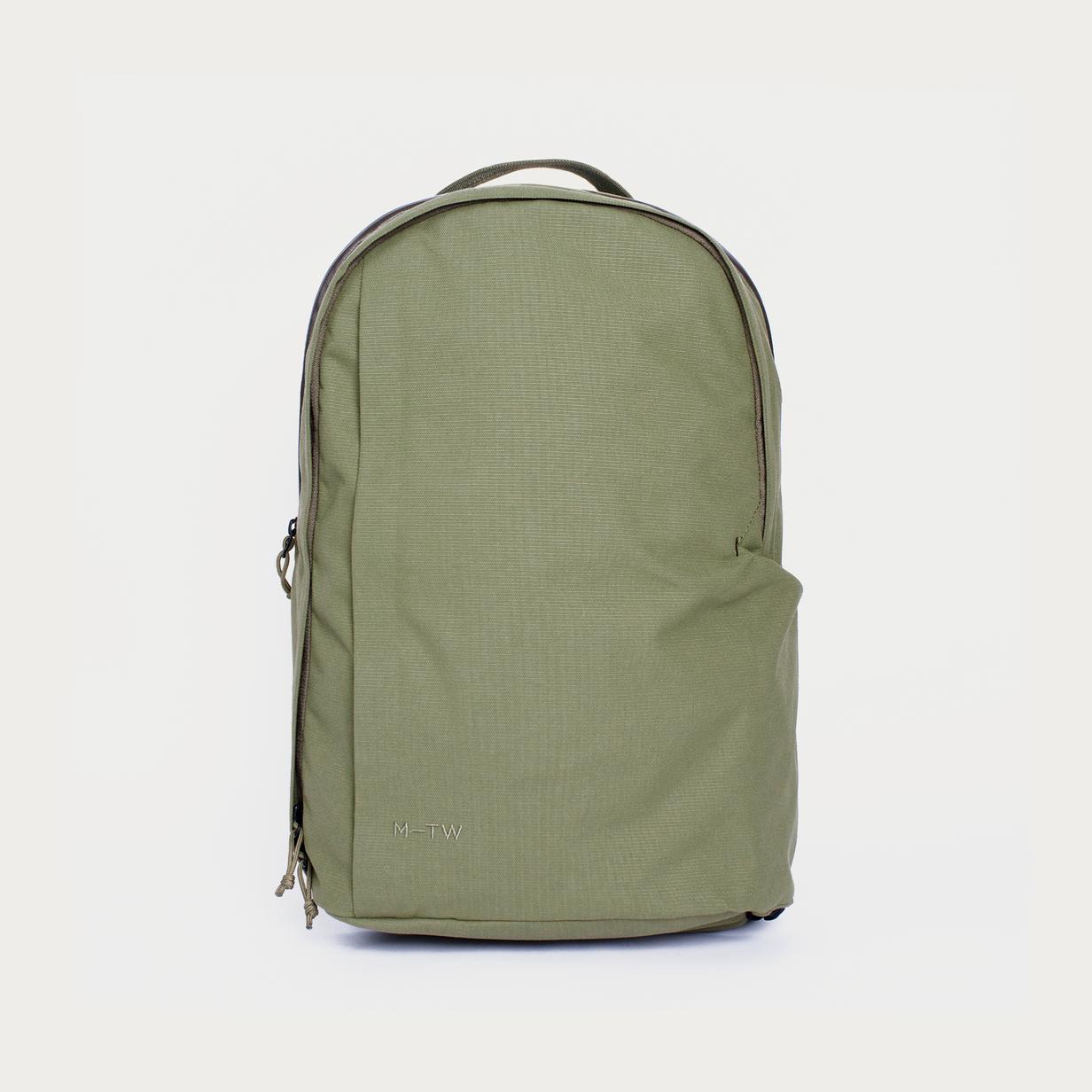 Moment MTW backpack olive 21 L 01