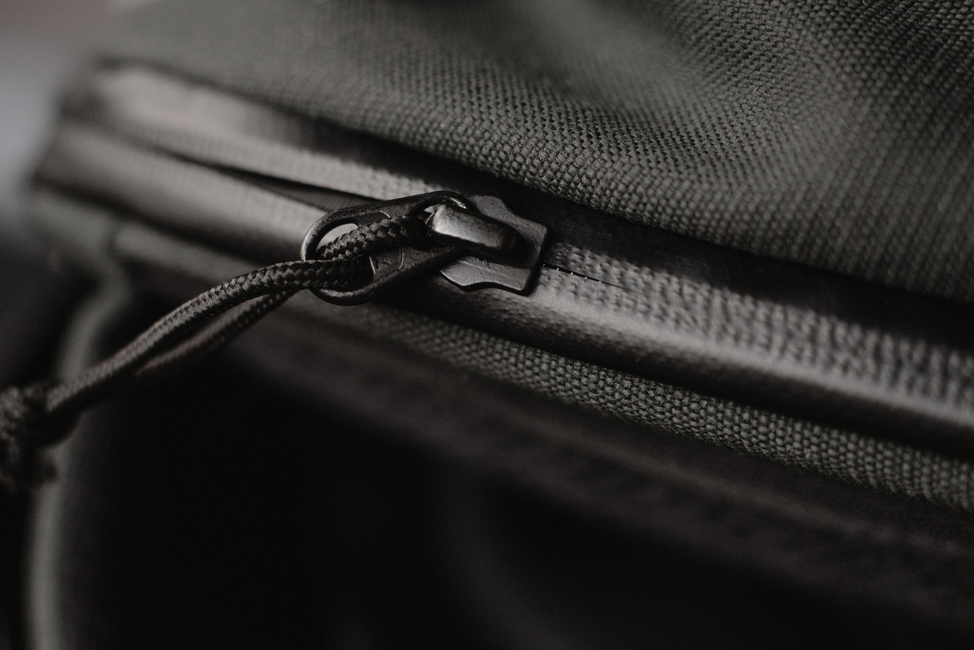 MTW kickstarter backpack ykk water resistant zipers 488